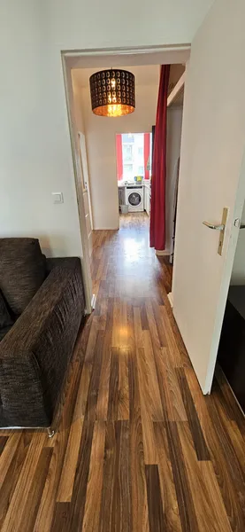 Möblierte 2 Zimmer Wohnung, Balkon, S Bahn Wedding — photo 1